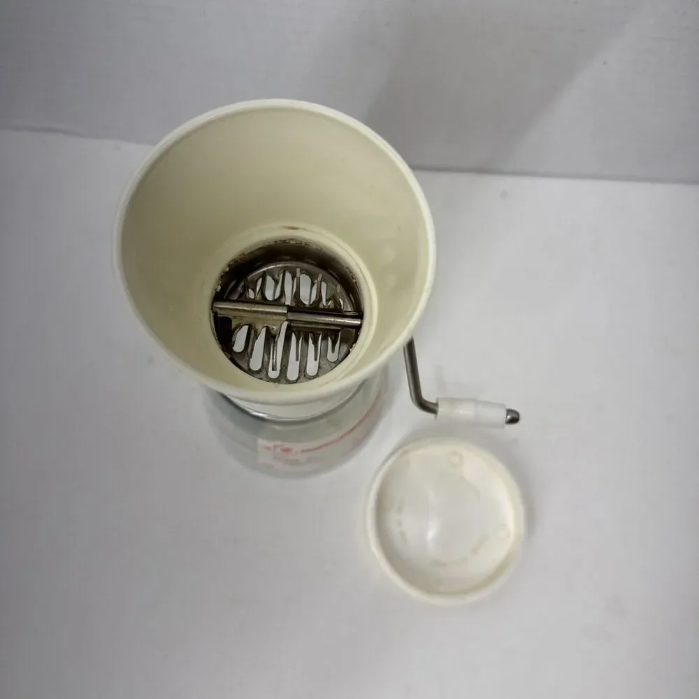 Gemco Nut Grinder With Lid Kitchen Gadget Glass Complete Unit Works Vintage